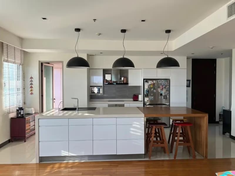 4 Bed Condo for Sale in Yan Nawa