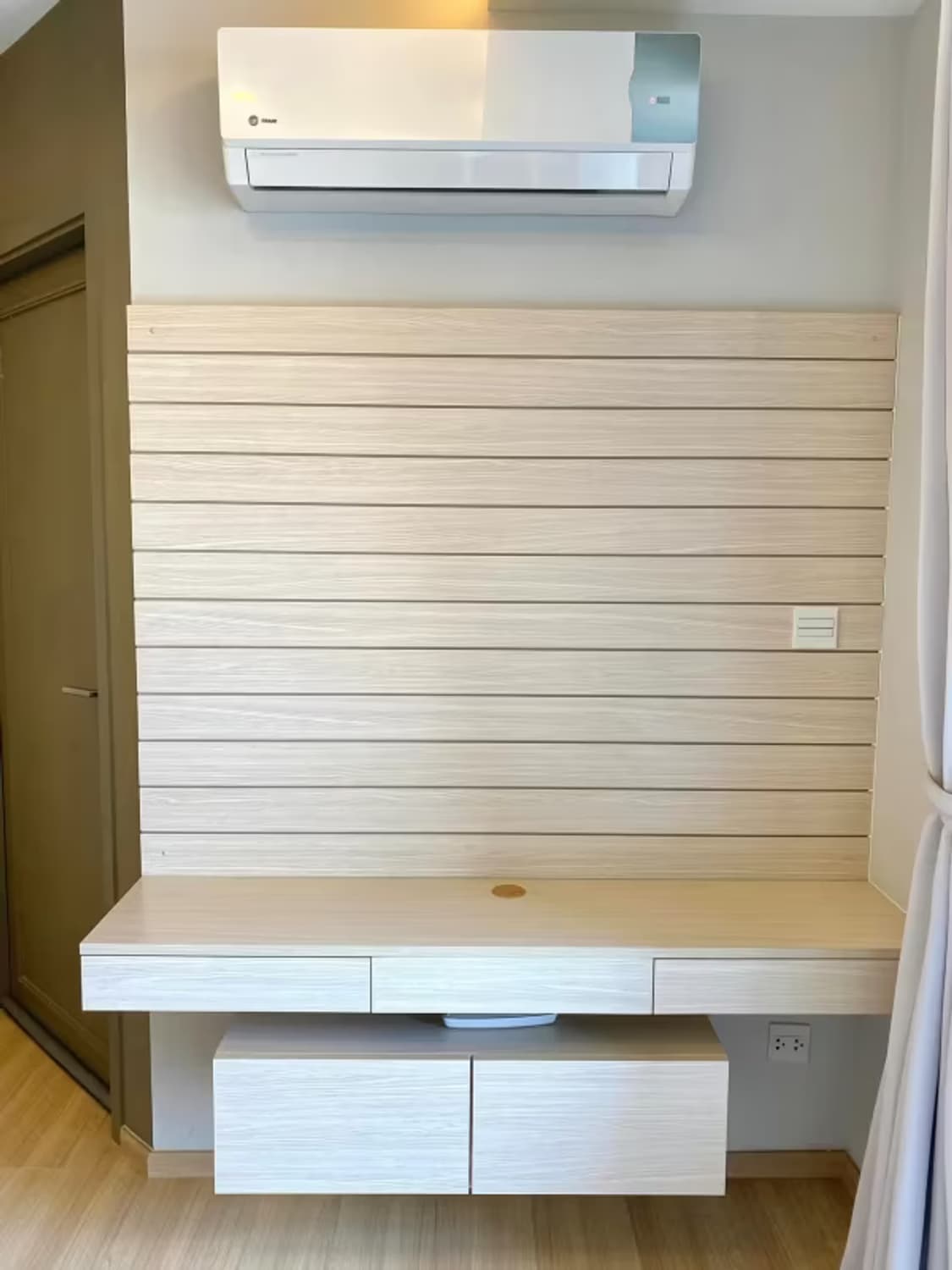 1 Bedroom Condo - Image 1