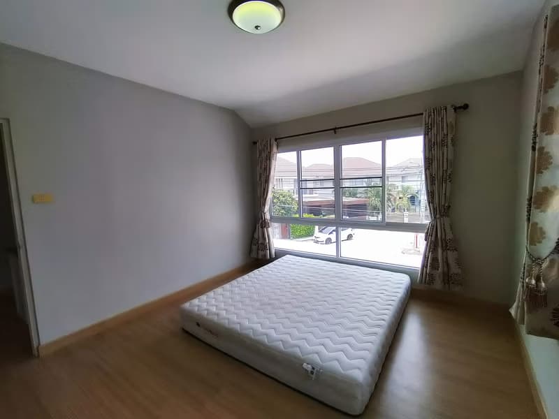 3 Bed House for Rent and Sale in San Kamphaeng
