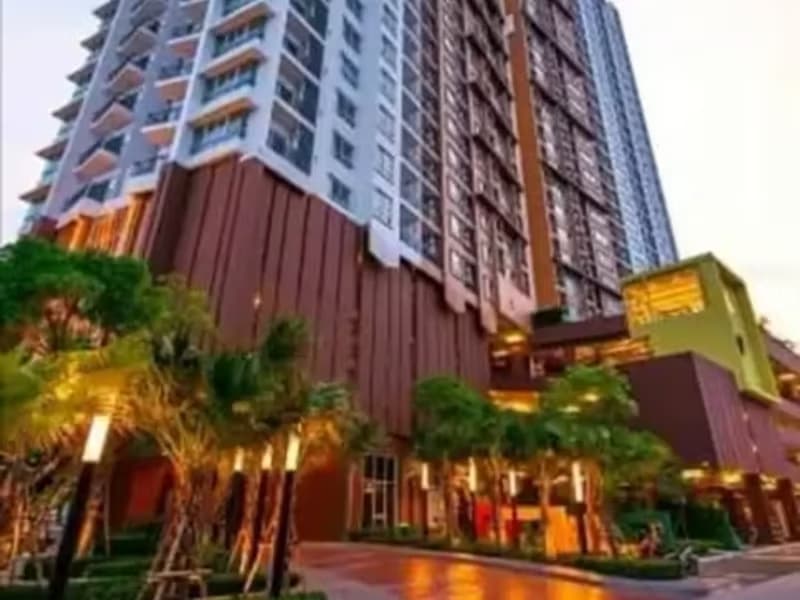 1 Bedroom Condo