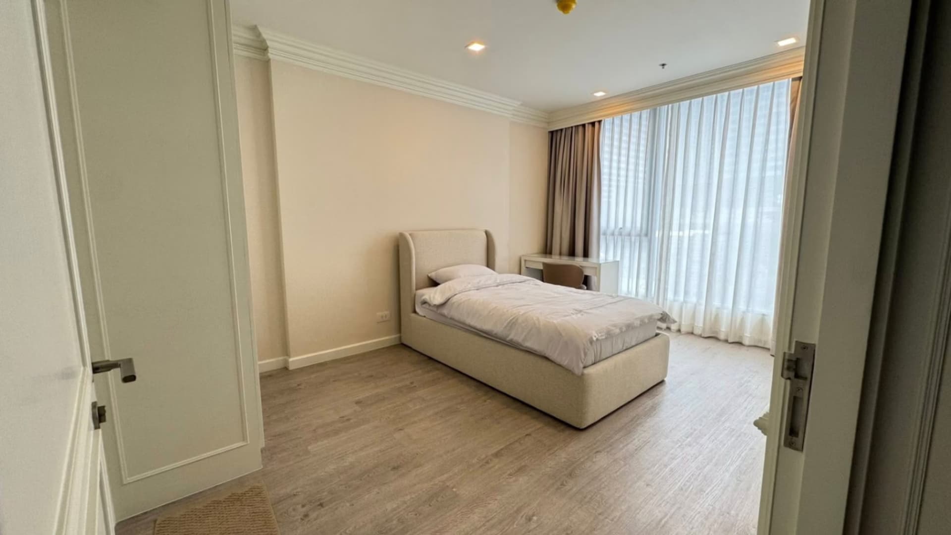 2 Bed Condo for Rent in Bangna - Image 7