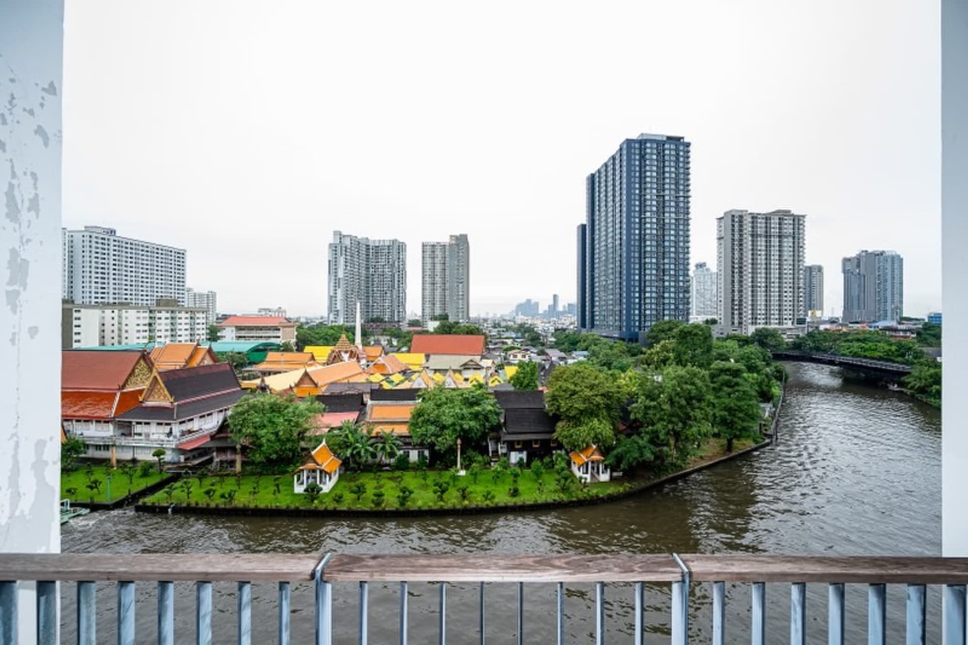 2 Bed Condo for Rent in Watthana - Image 3