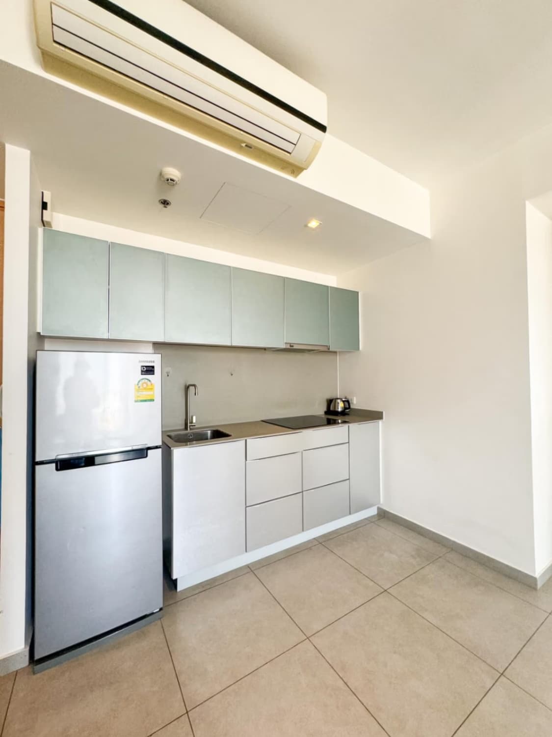 2 Bed Condo for Sale in Watthana - Image 2