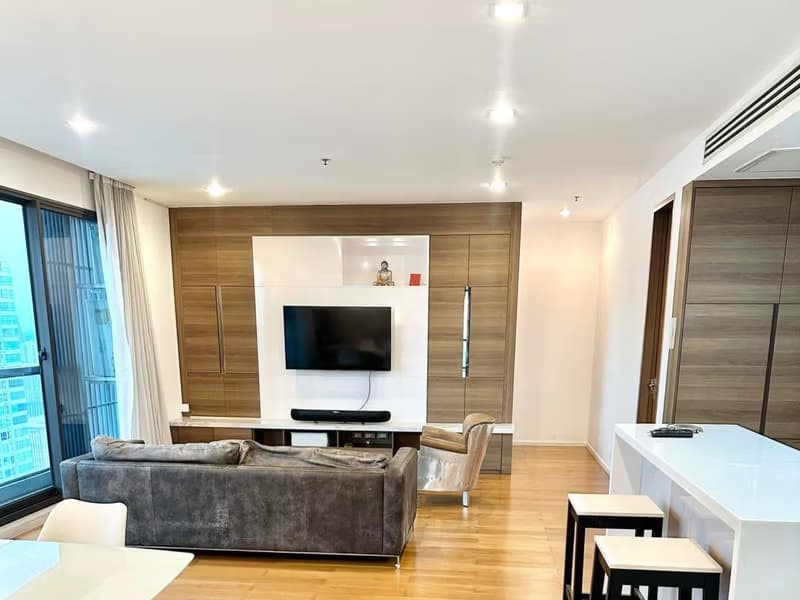 3 Bed Condo for Rent in Bang Rak
