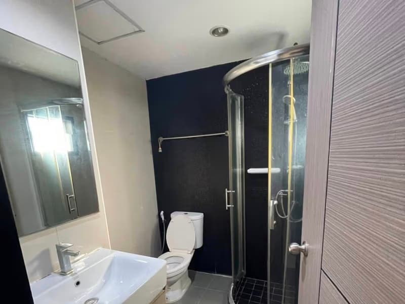 Condo for Sale at Airport Home Condo