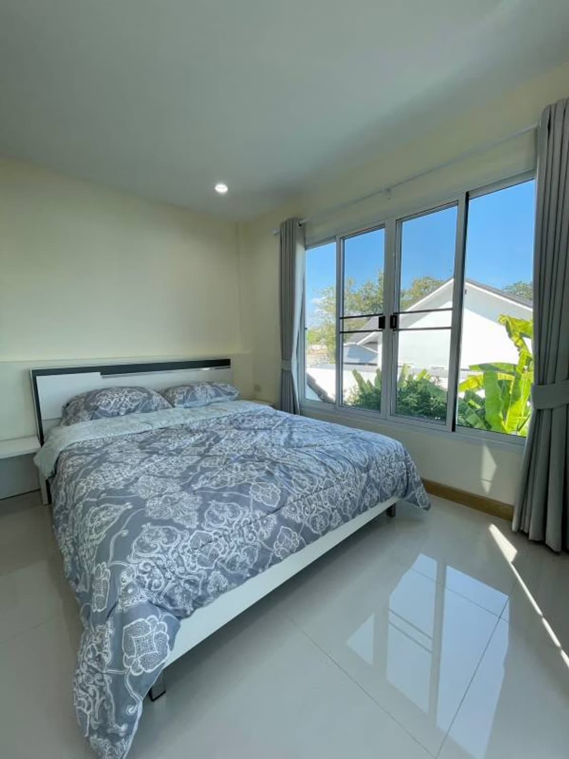 Townhome for rent/sale - Image 33