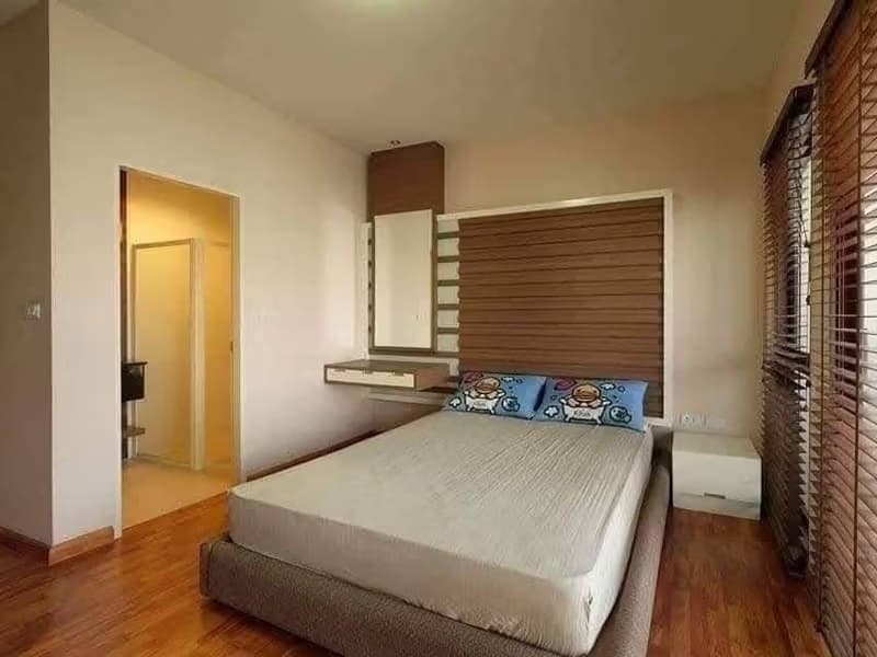 3 Bed Townhouse for Rent in Phra Khanong