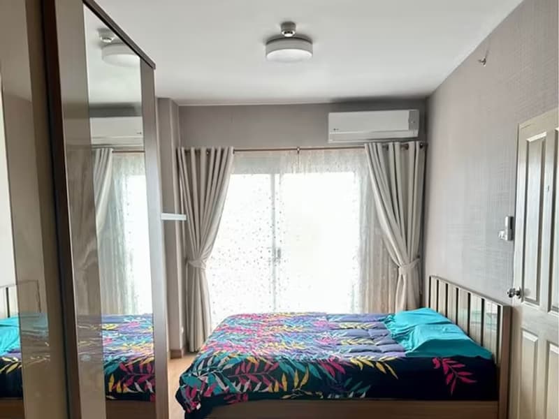 1 Bedroom Condo