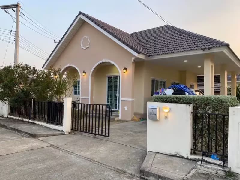 2 Bedroom House