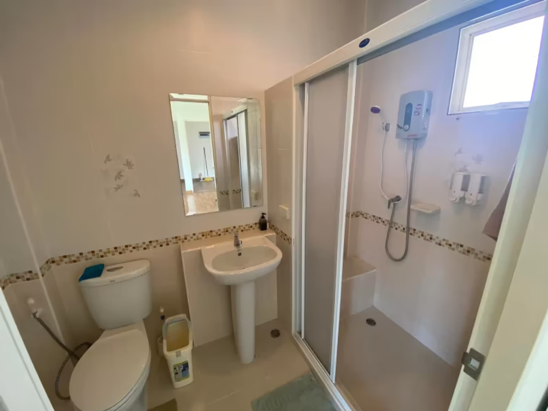 3 Bedroom House - Image 12
