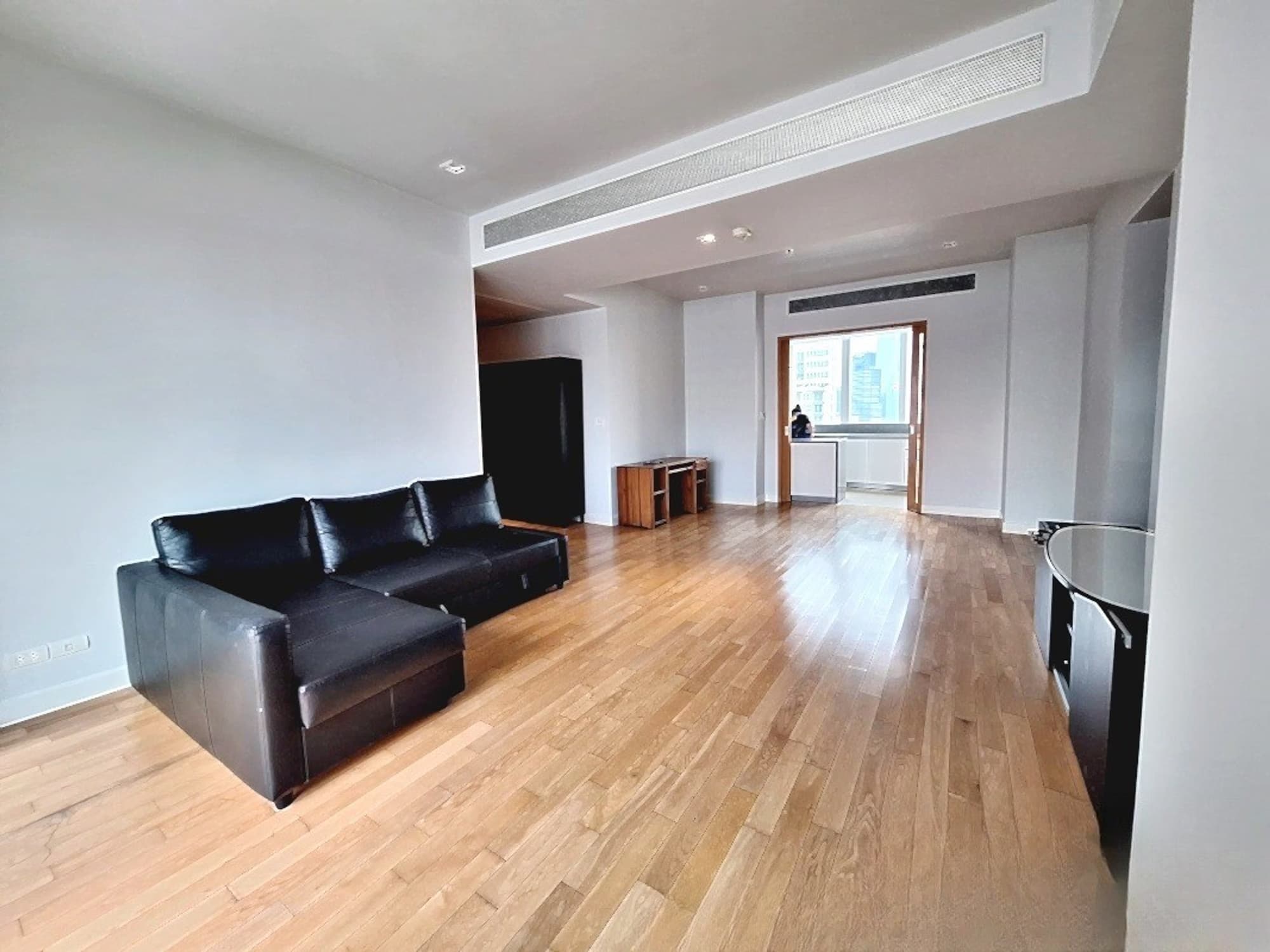 3 Bed Condo for Rent and Sale in Khlong Toei - Image 1