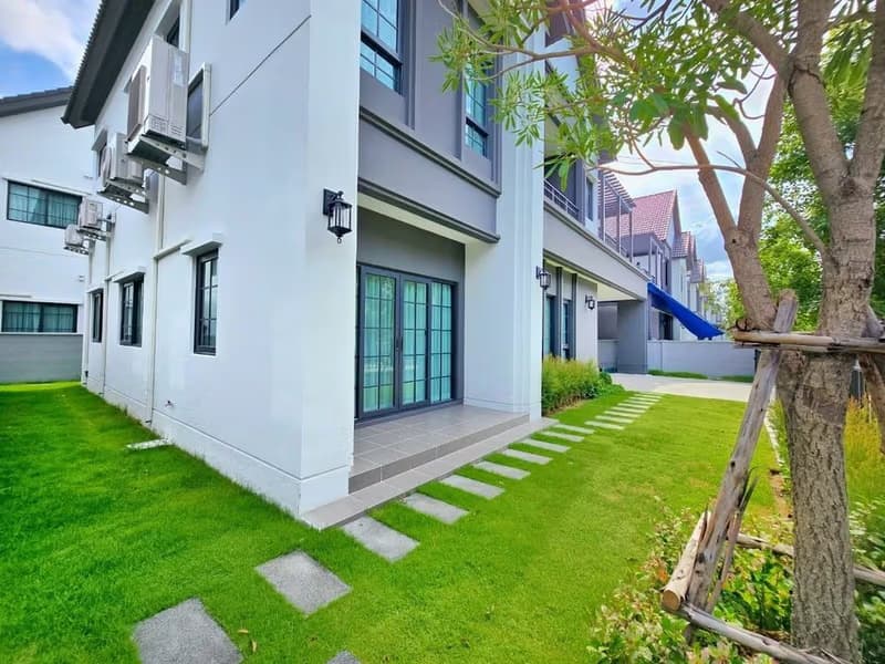 4 Bed House for Rent in Bang Phli, Samut Prakan