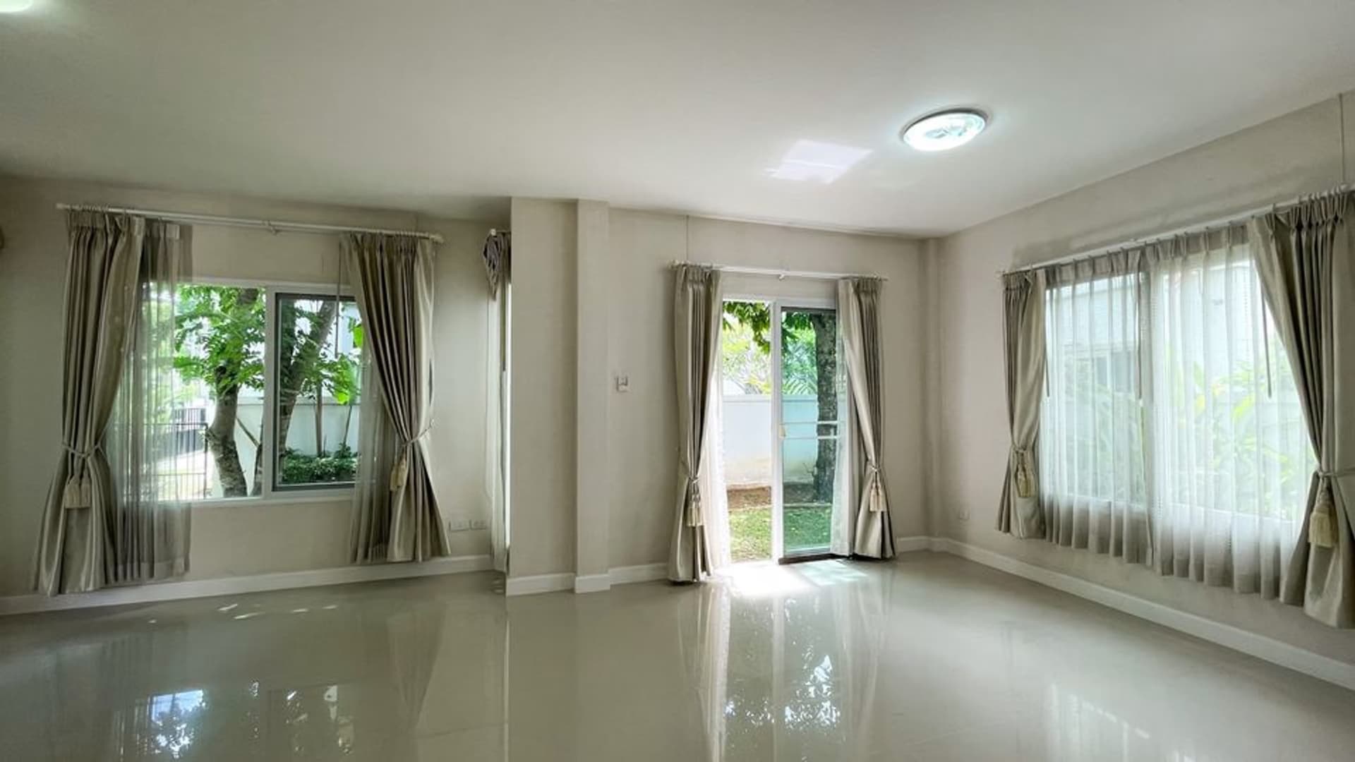 3 Bed House for Sale in San Sai - Image 3