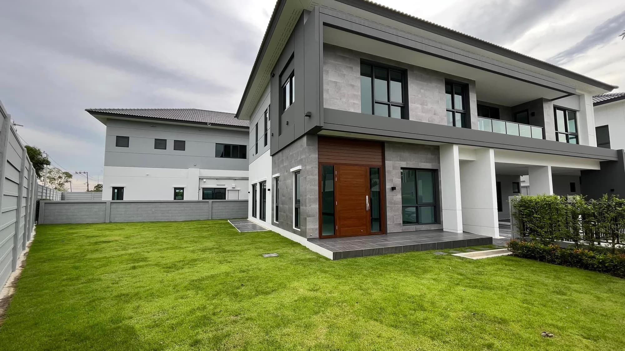 5 Bed House for Sale in Bang Phli - Image 8