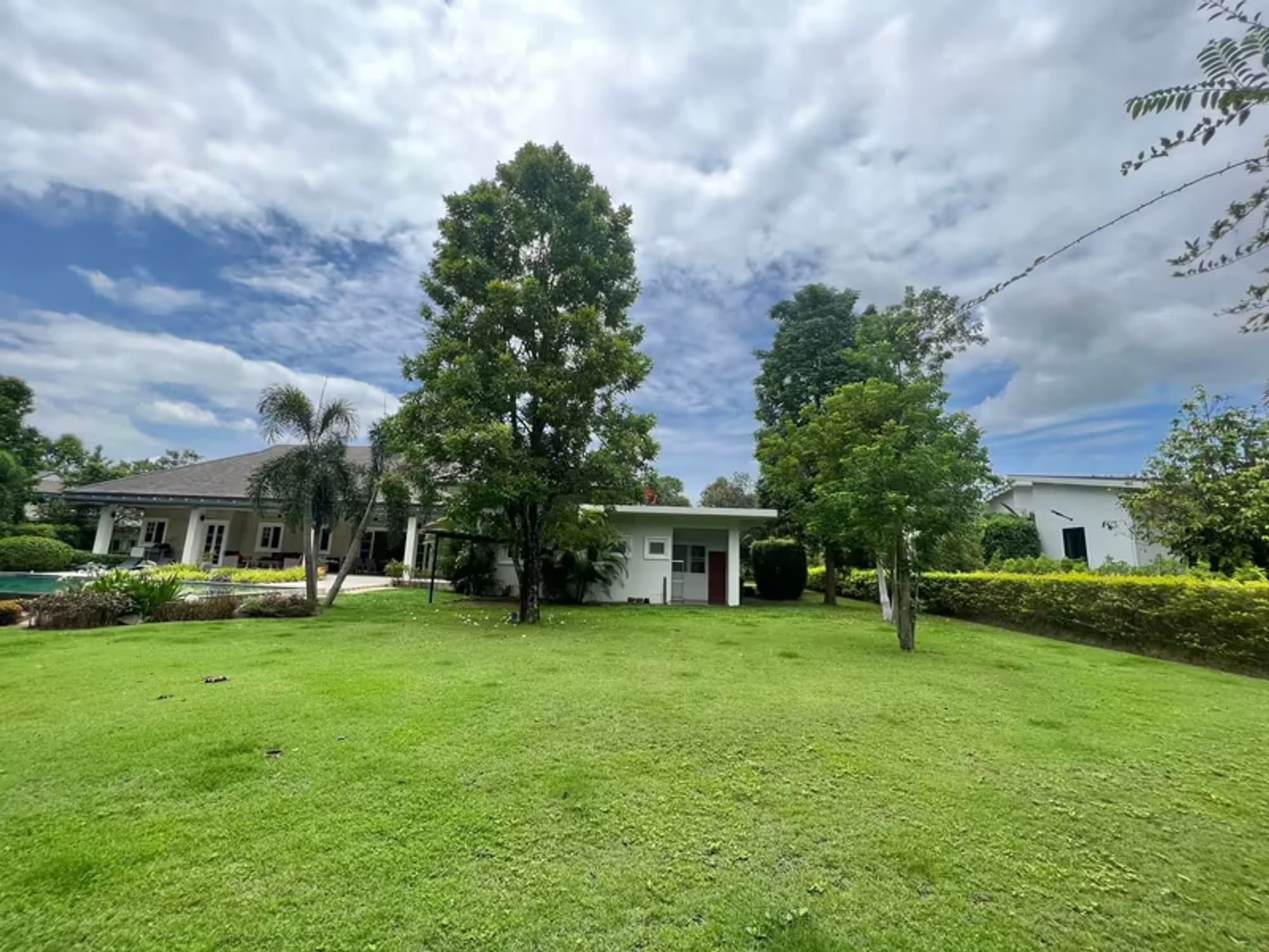 4 Bedroom House - Image 40