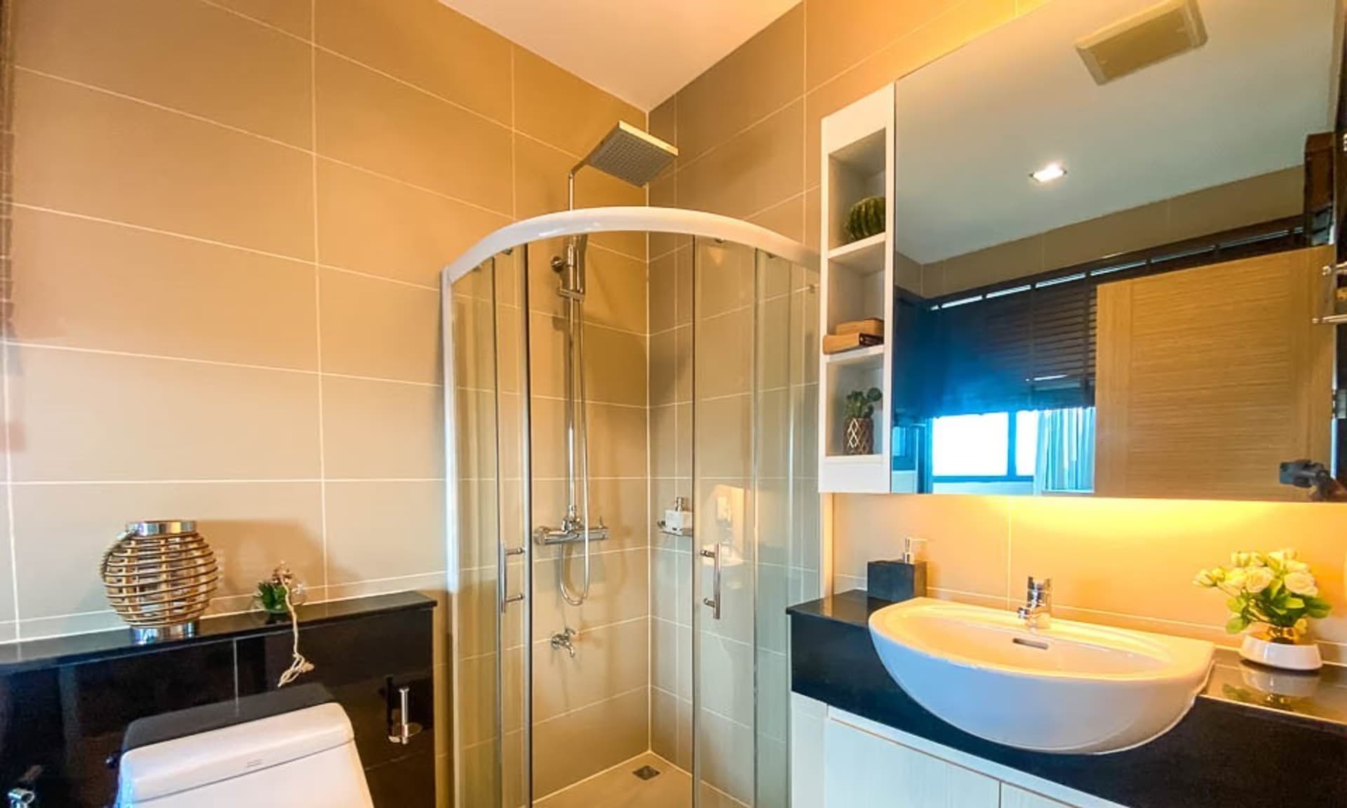 2 Bedroom Condo - Image 7