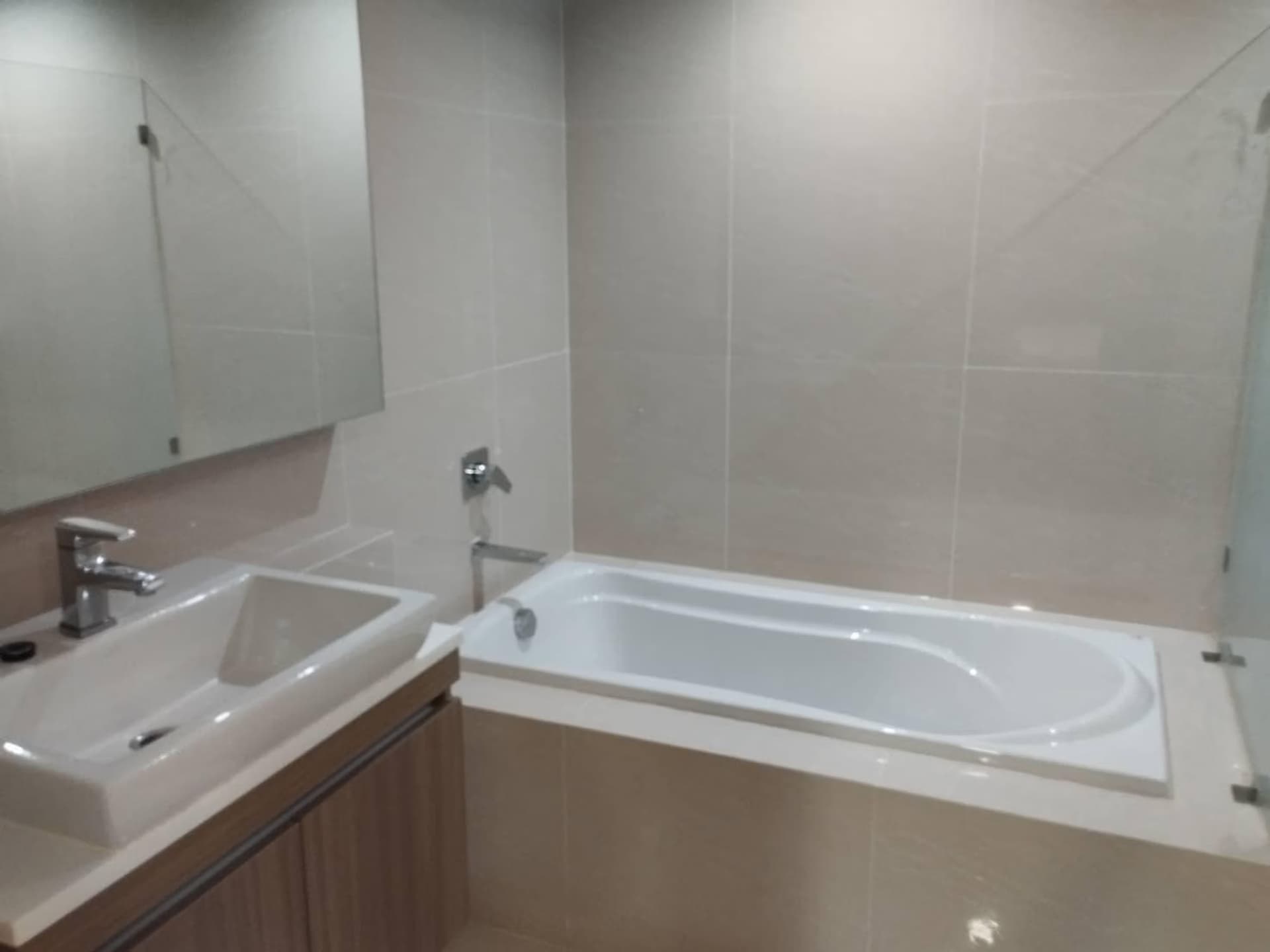 2 Bed Condo for Rent and Sale  Near Thong Lo BTS - Image 5