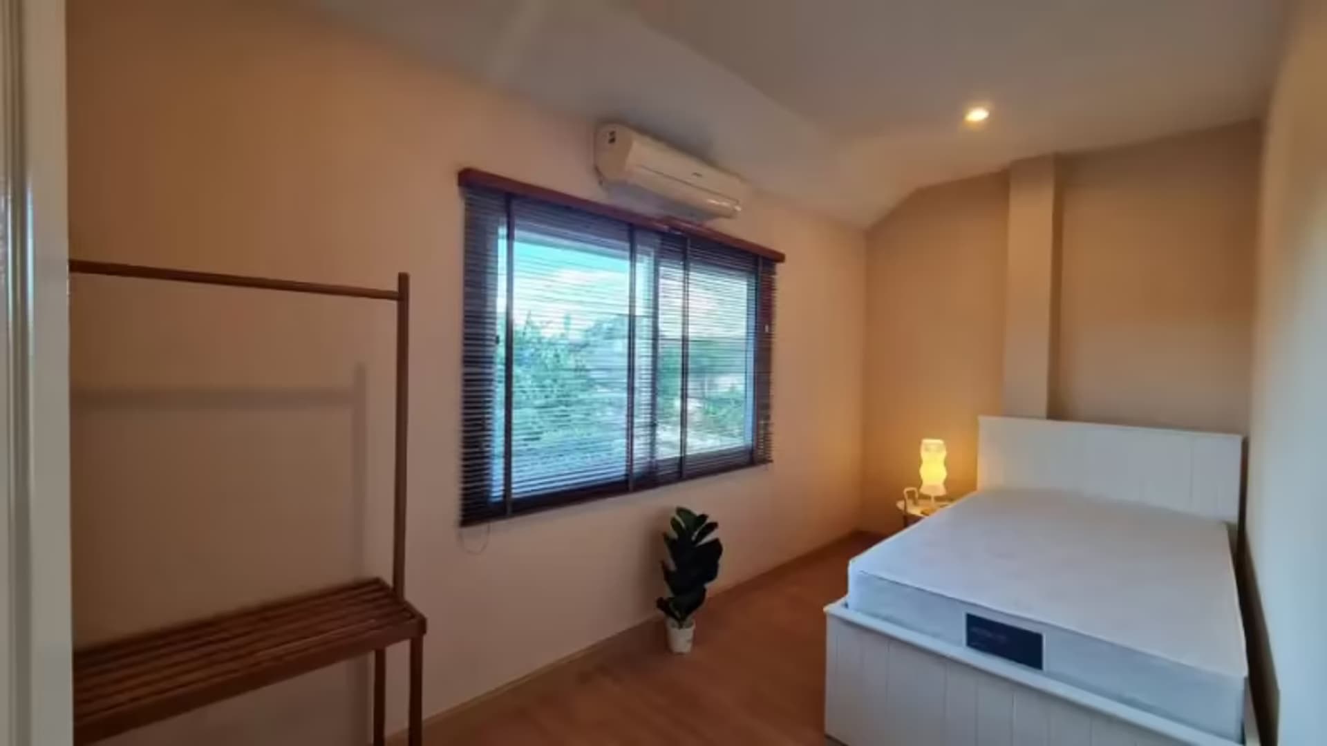 4 Bedroom House - Image 5