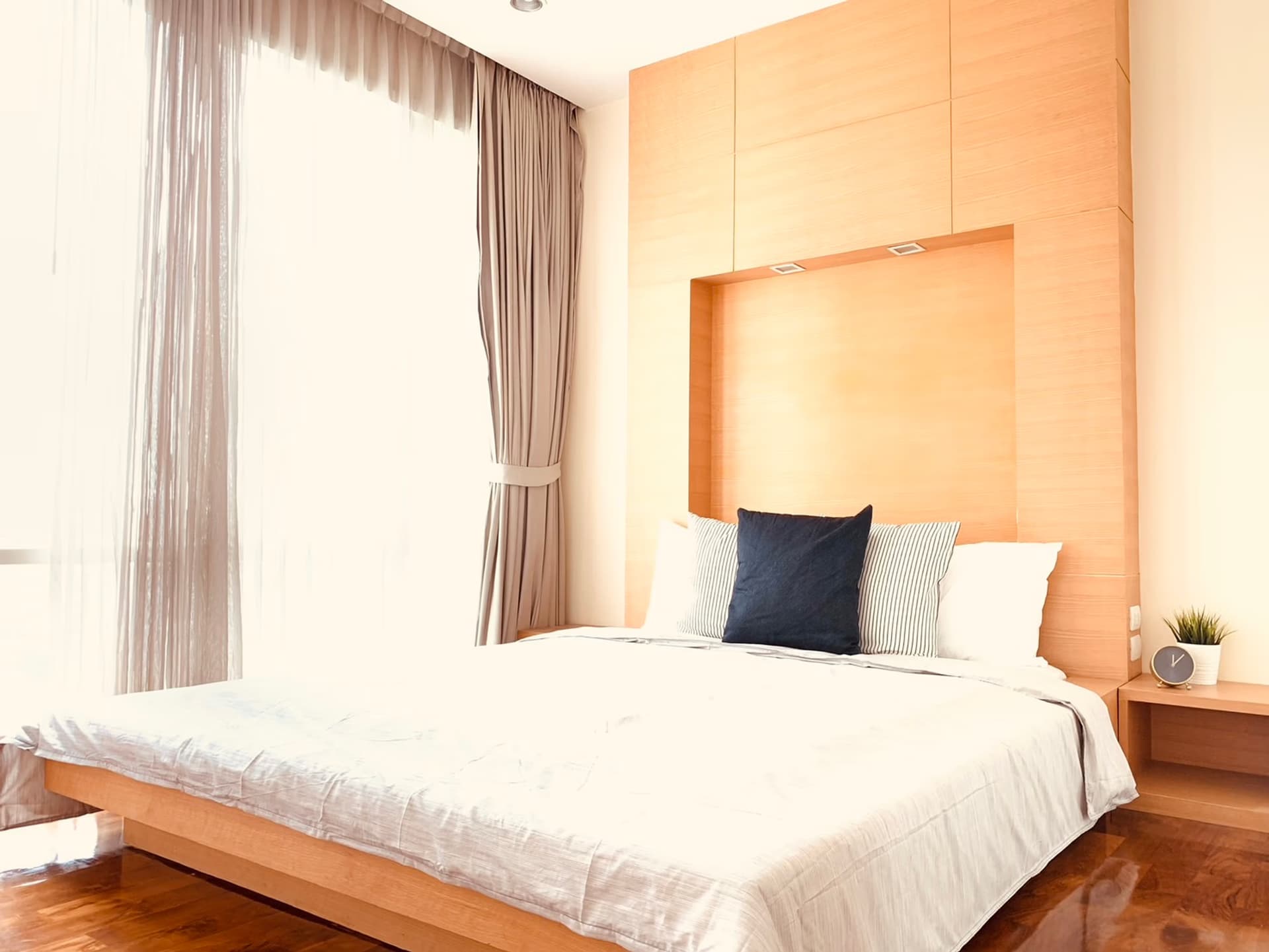 1 Bed Condo for Rent in Watthana - Image 3