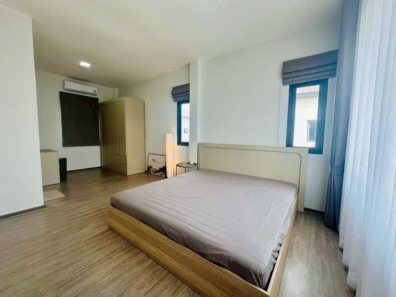 3 Bed House for Rent in Bang Phli