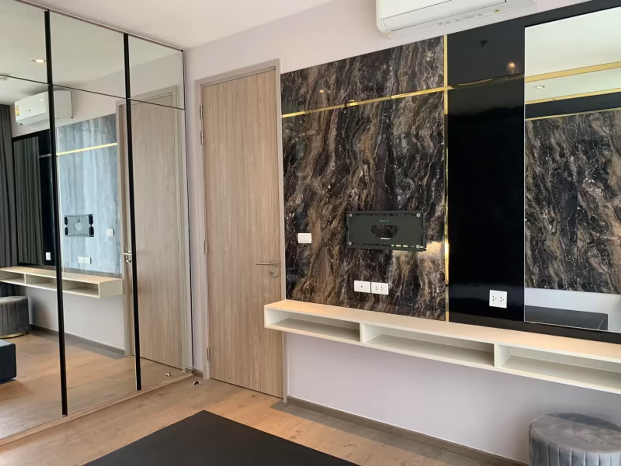 1 Bedroom Condo - Image 4