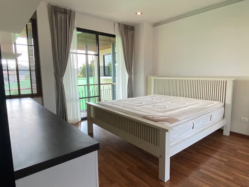 5 Bed House for Sale in Mueang Chiang Mai