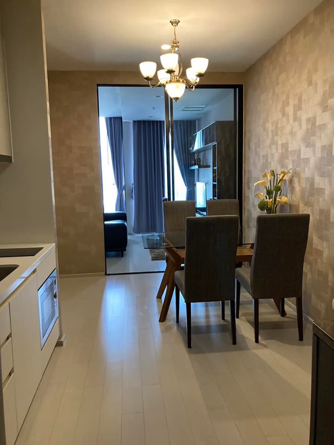 Condo for Rent at Noble Ploenchit - Image 5