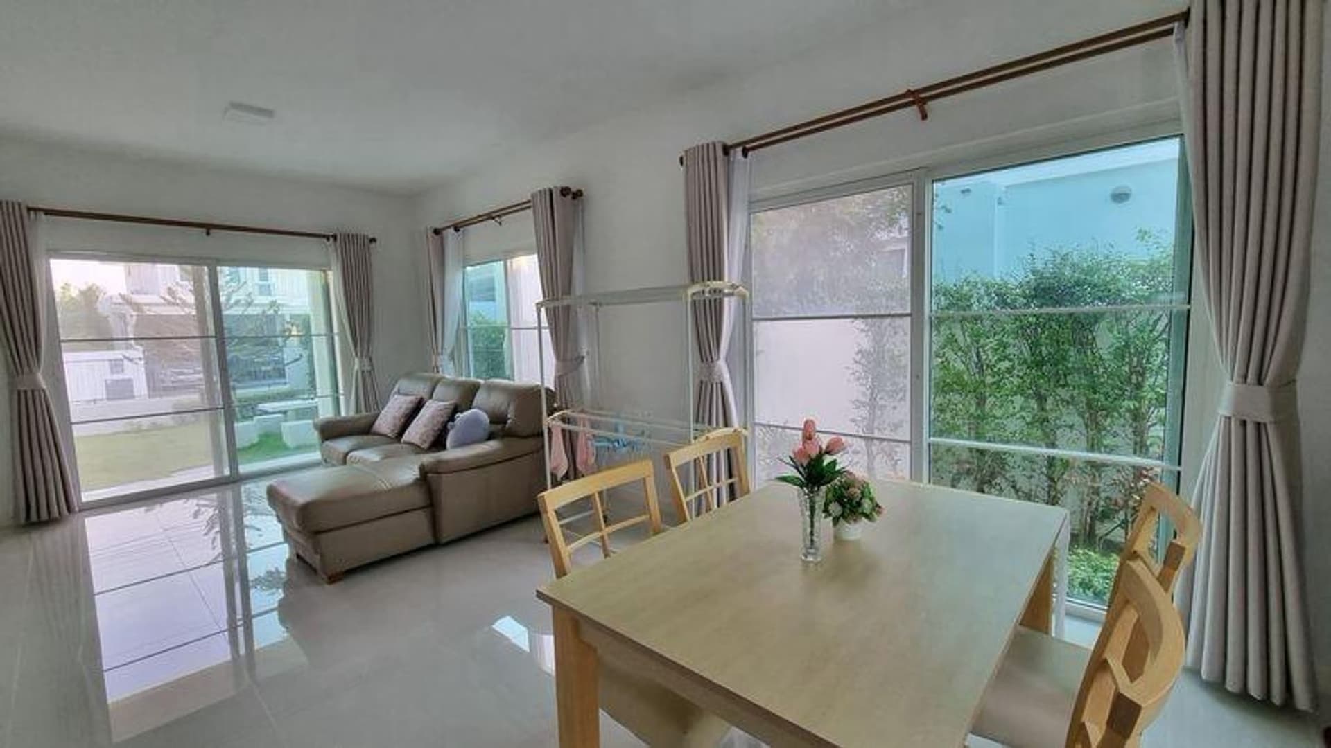 3 卧室 别墅 用于 出租 在 Bang Phli - Image 4