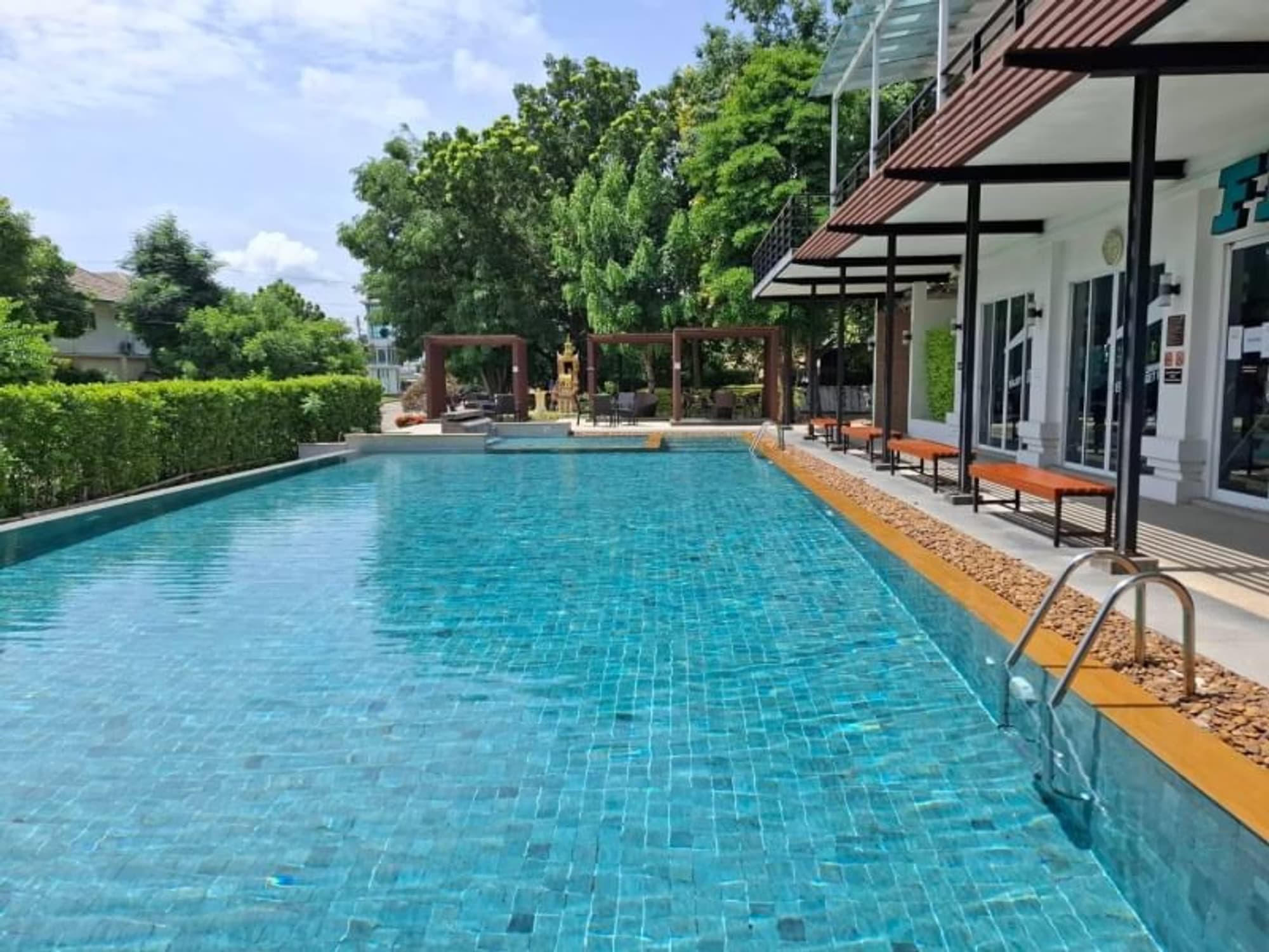 3 Bed House for Rent in Saraphi - Image 14