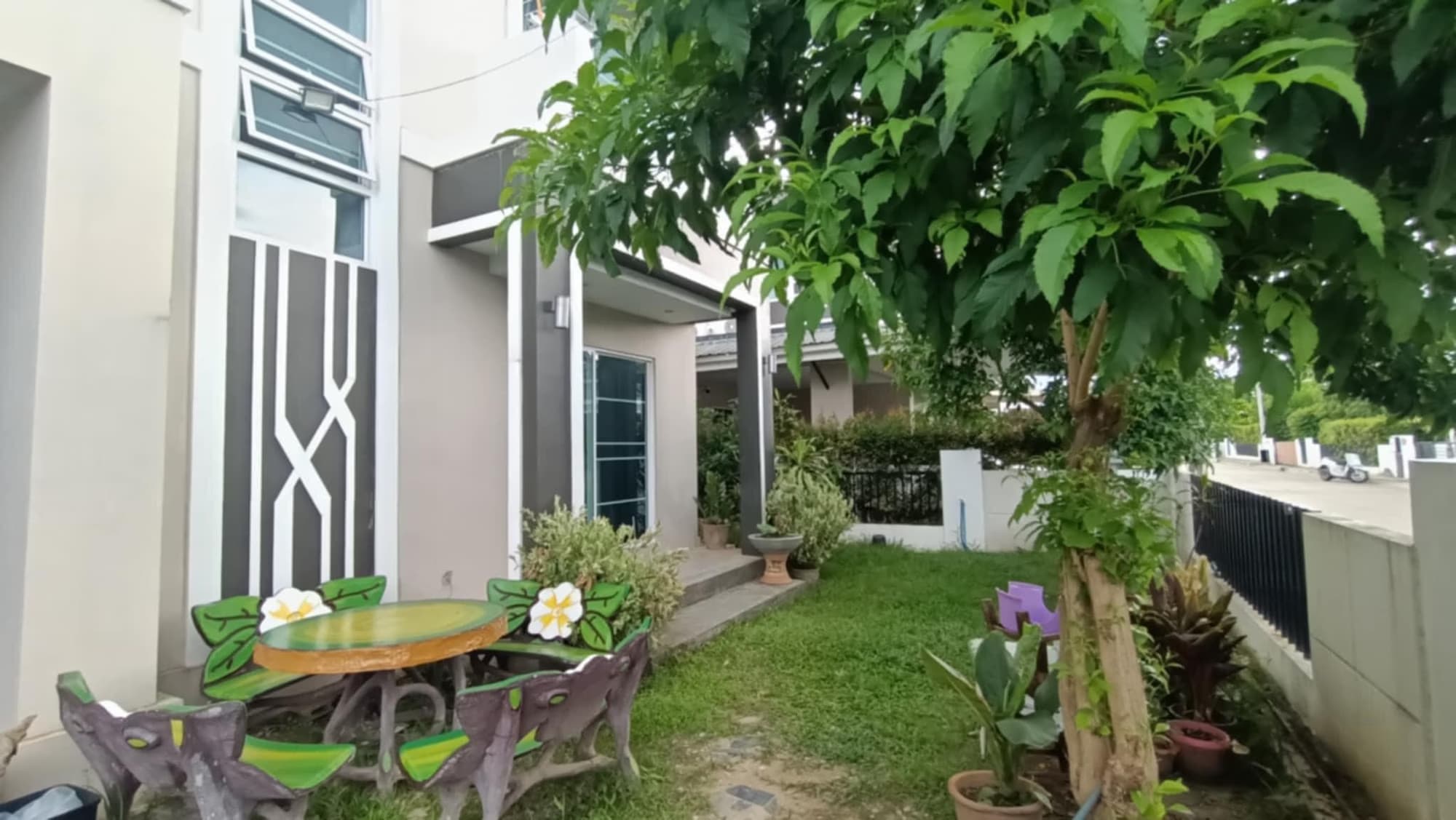 3 Bed House for Rent in San Sai - Image 8