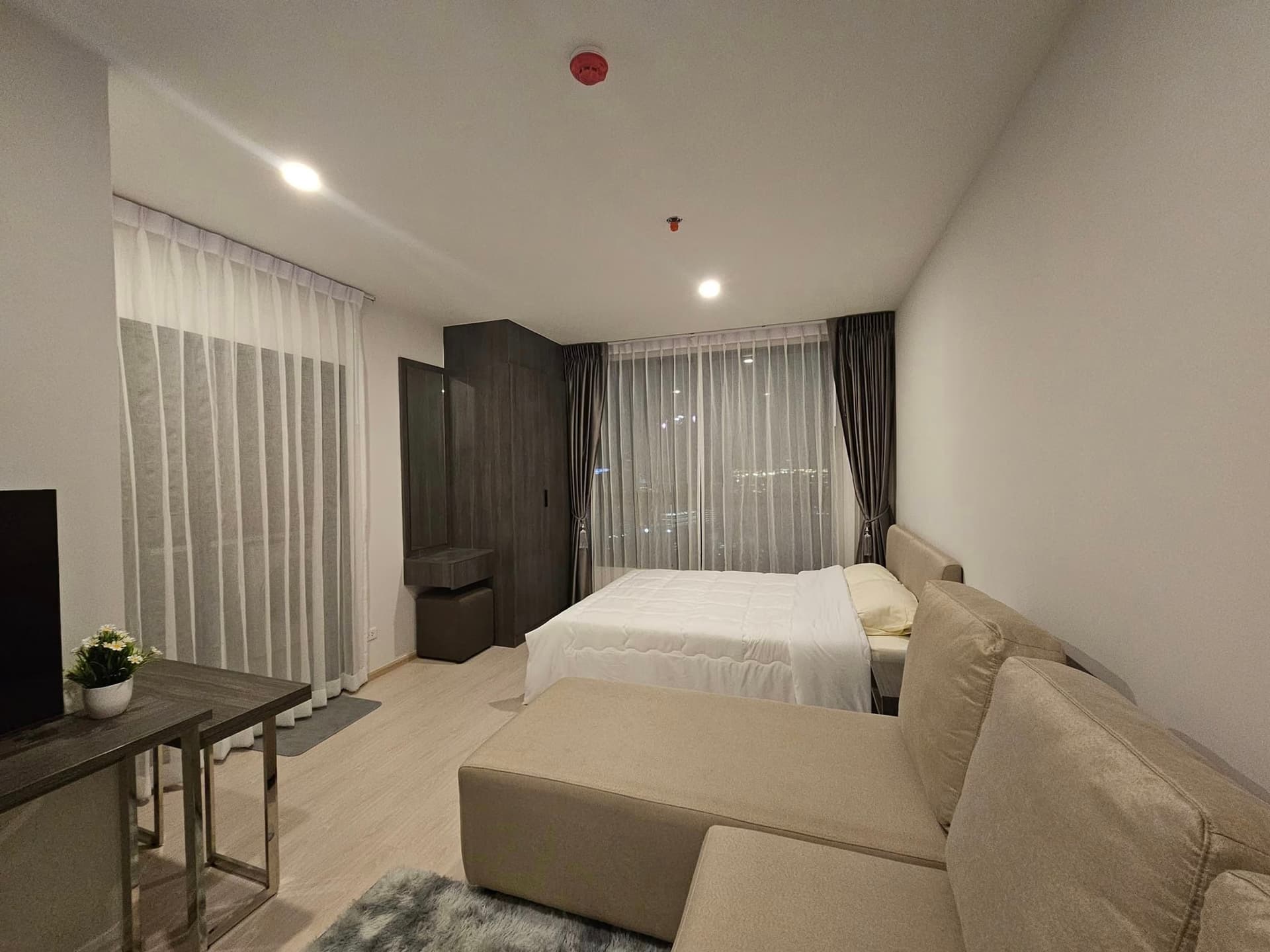 1 Bed Condo for Rent in Bang Na - Image 12