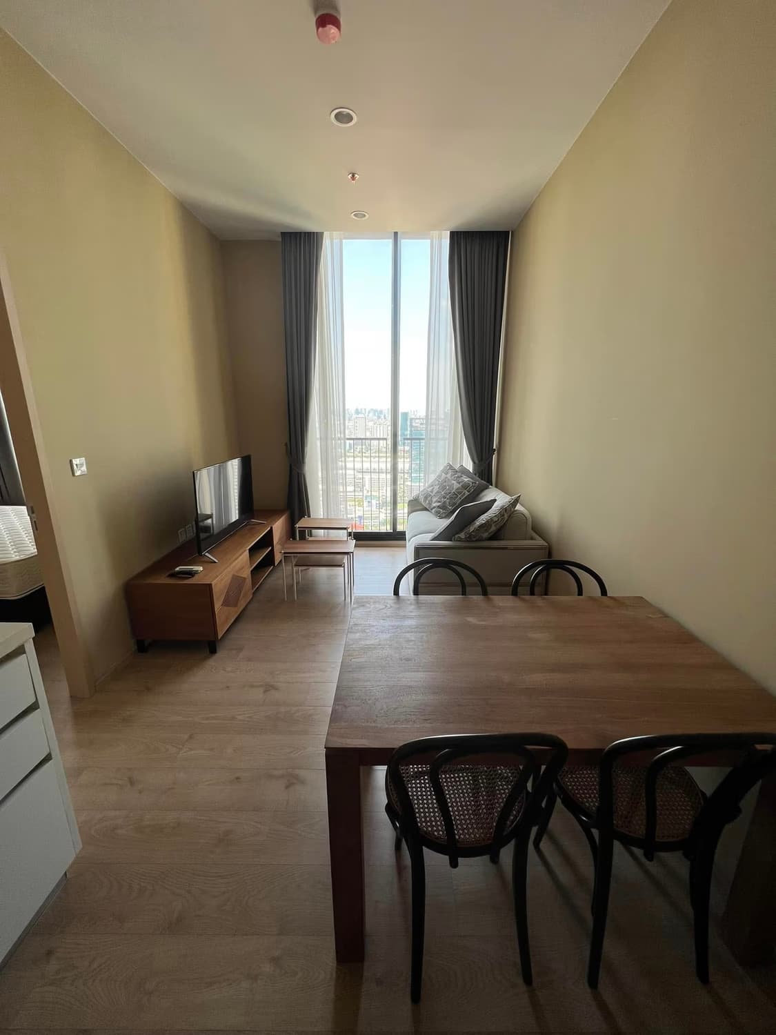 Condo for Rent at Noble BE19 Sukhumvit - Image 2
