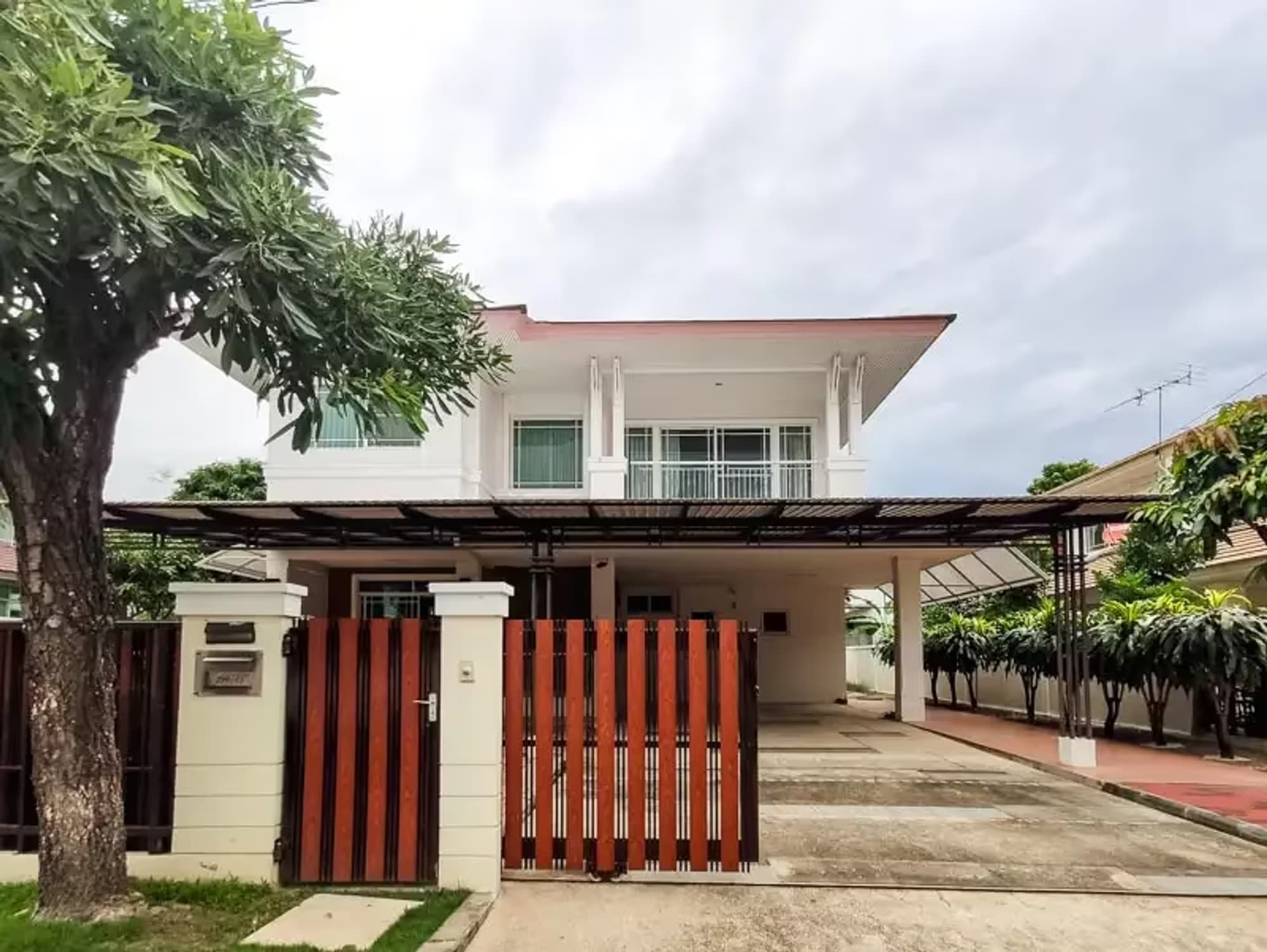 3 Bedroom House - Image 27