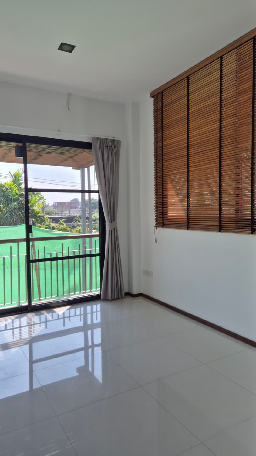 5 Bed House for Sale in Mueang Chiang Mai - Image 8