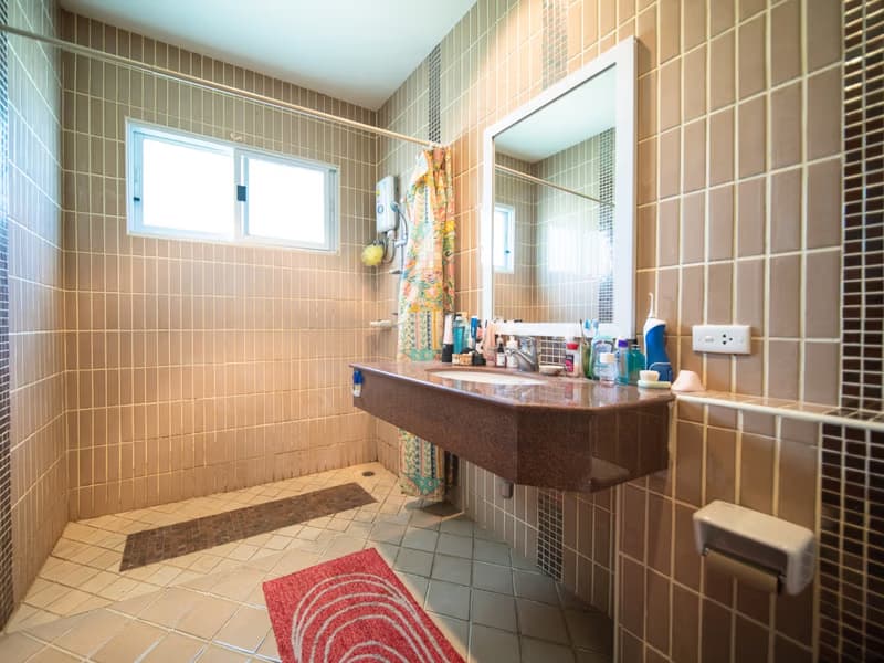 4 Bed House for Sale in Hang Dong