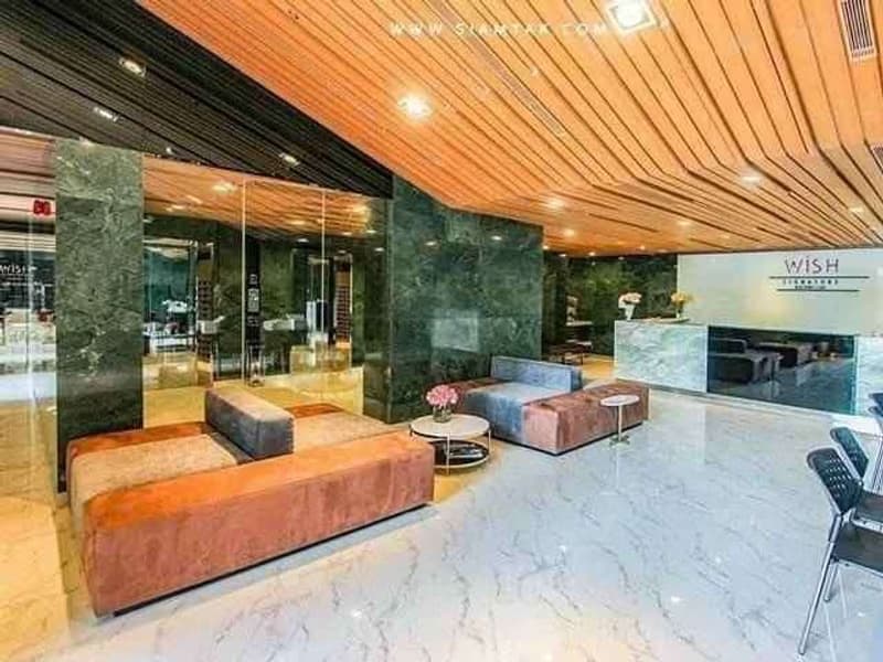 1 Bed Condo for Sale in Ratchathewi