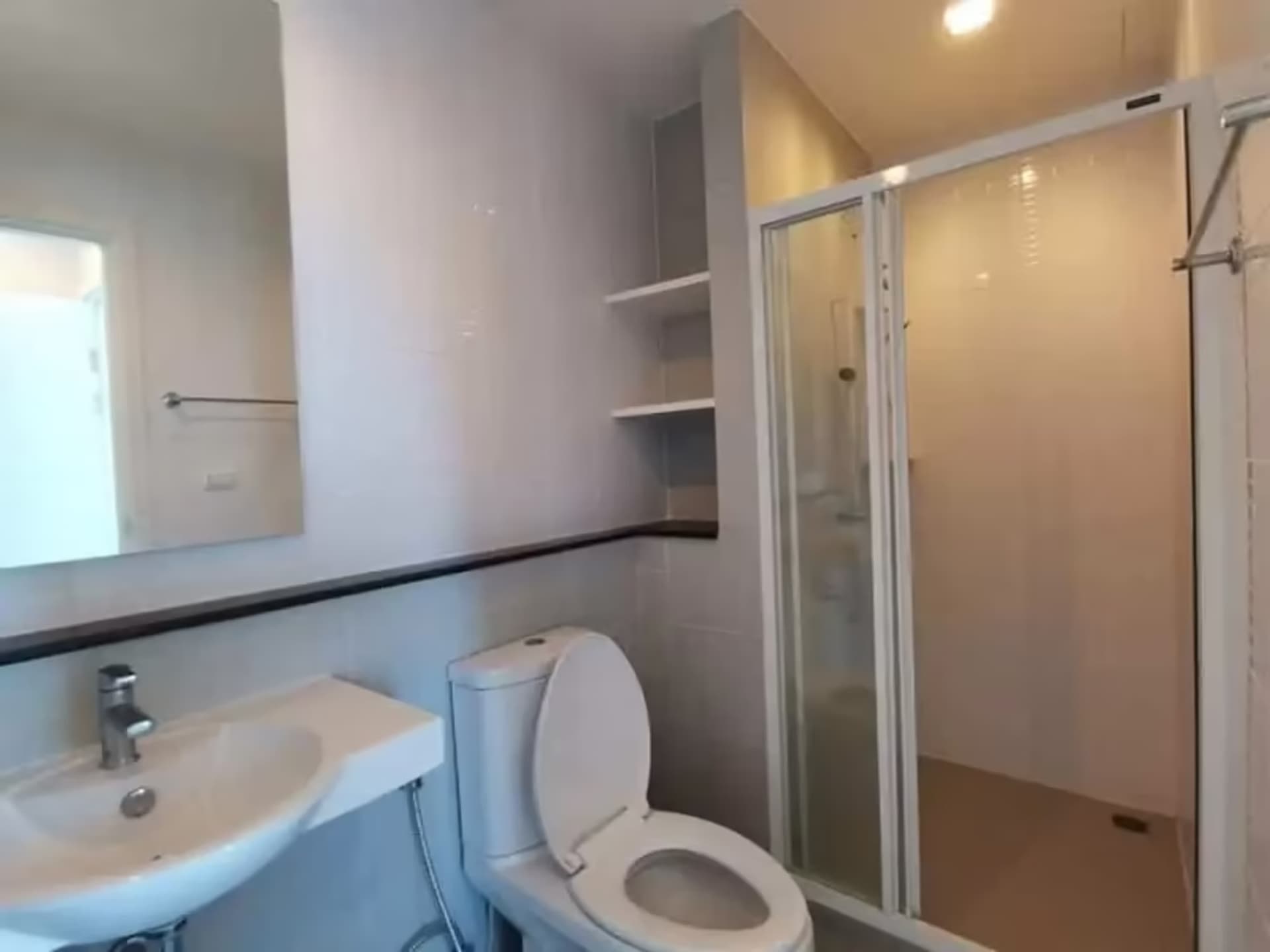 1 Bedroom Condo - Image 6