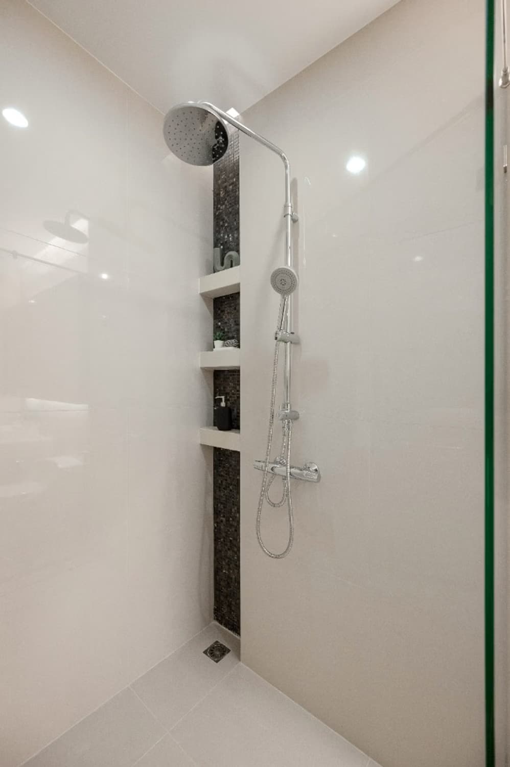 2 Bed Condo for Sale in Bang Kho Laem - Image 15