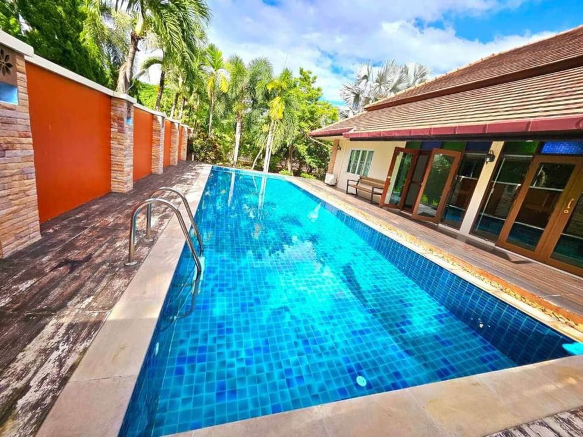 4 ห้องนอน House สำหรับ ขายและจำหน่าย ใน สันทราย - Image 2
