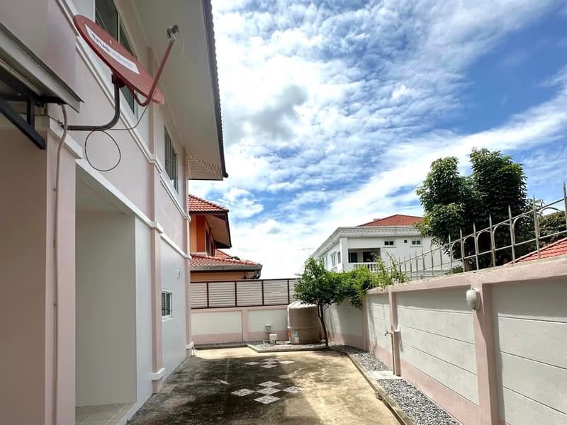 3 Bed House for Rent in Hang Dong