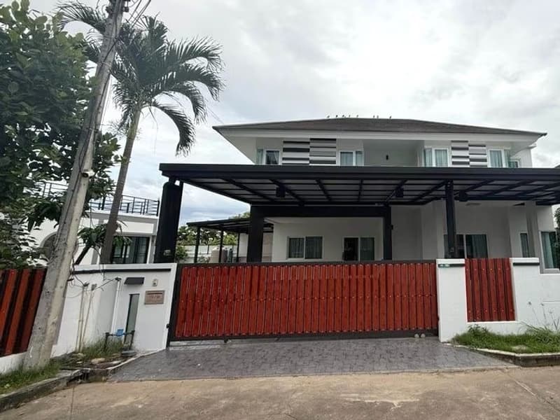 5 Bed House for Rent and Sale in Mueang Chiang Mai District