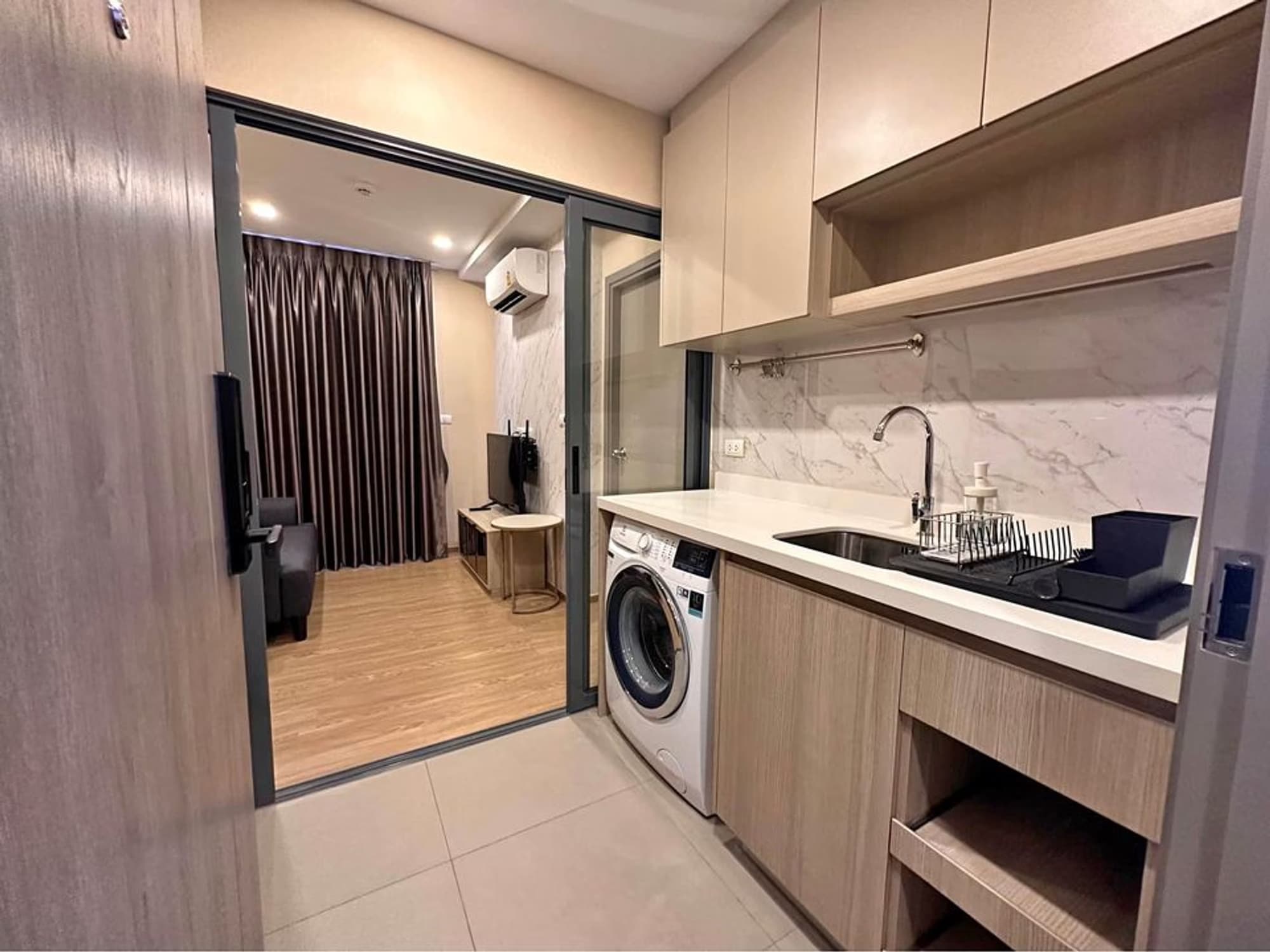 1 Bedroom Condo - Image 7