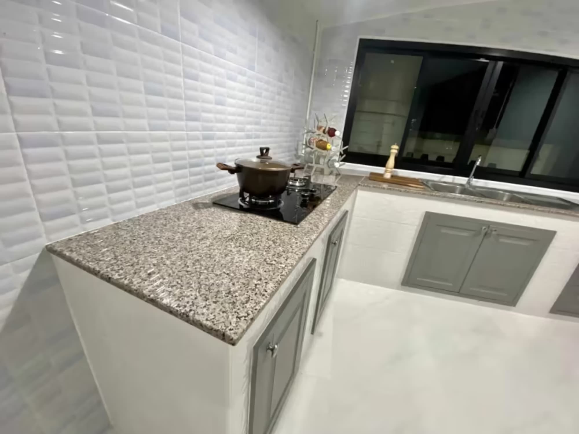 2 Bedroom House - Image 1
