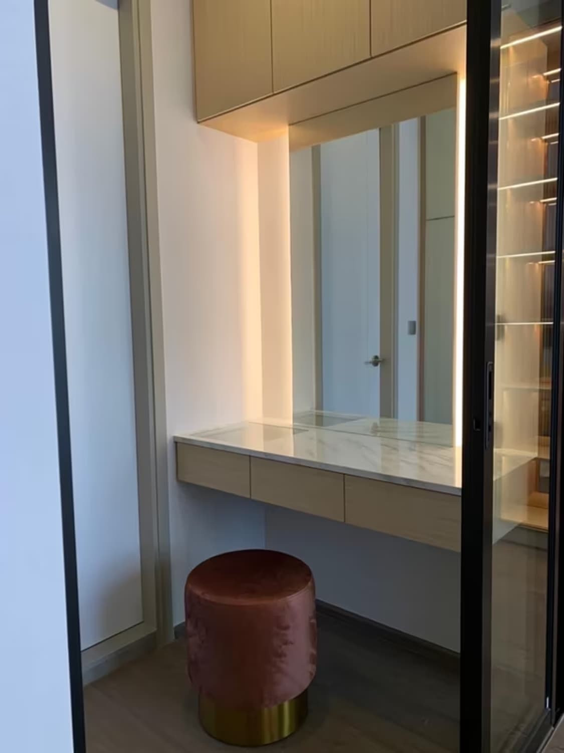 - Image 6