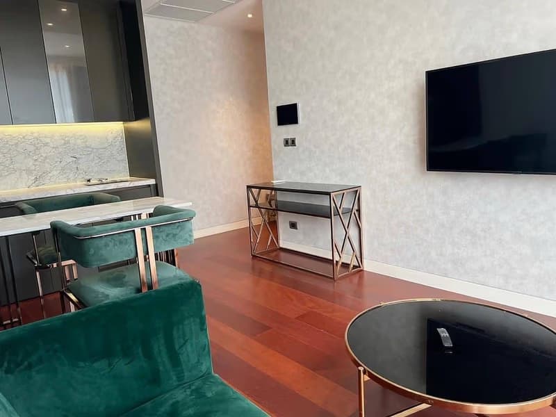 1 Bedroom Condo
