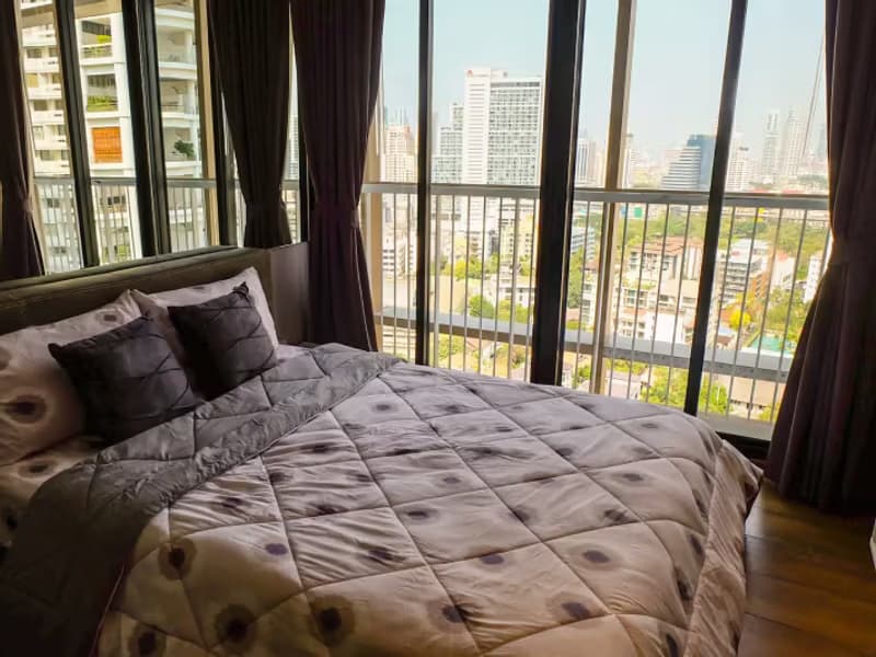 1 Bedroom Condo