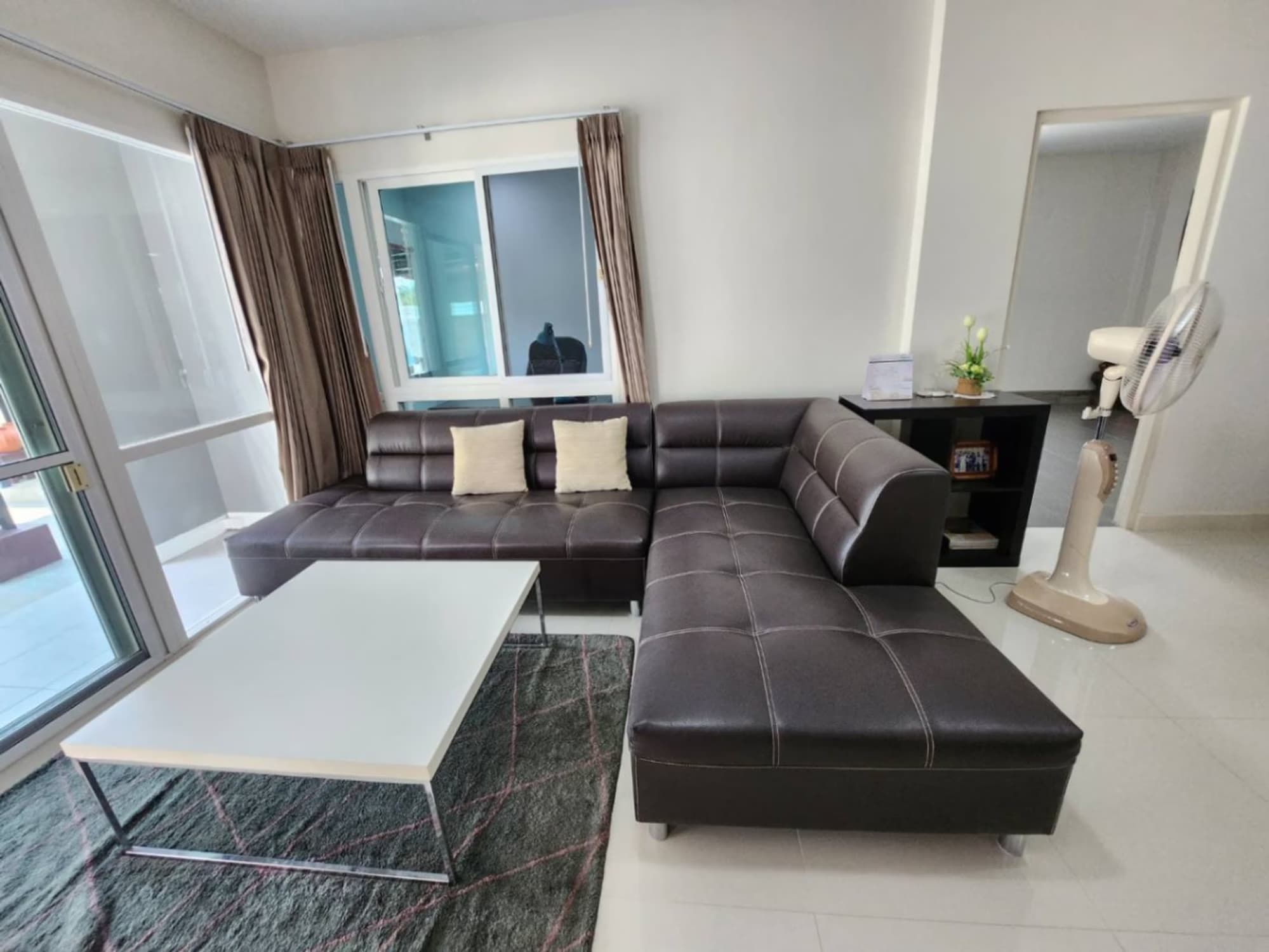 4 Bed House for Rent in Mueang Chiang Mai - Image 2