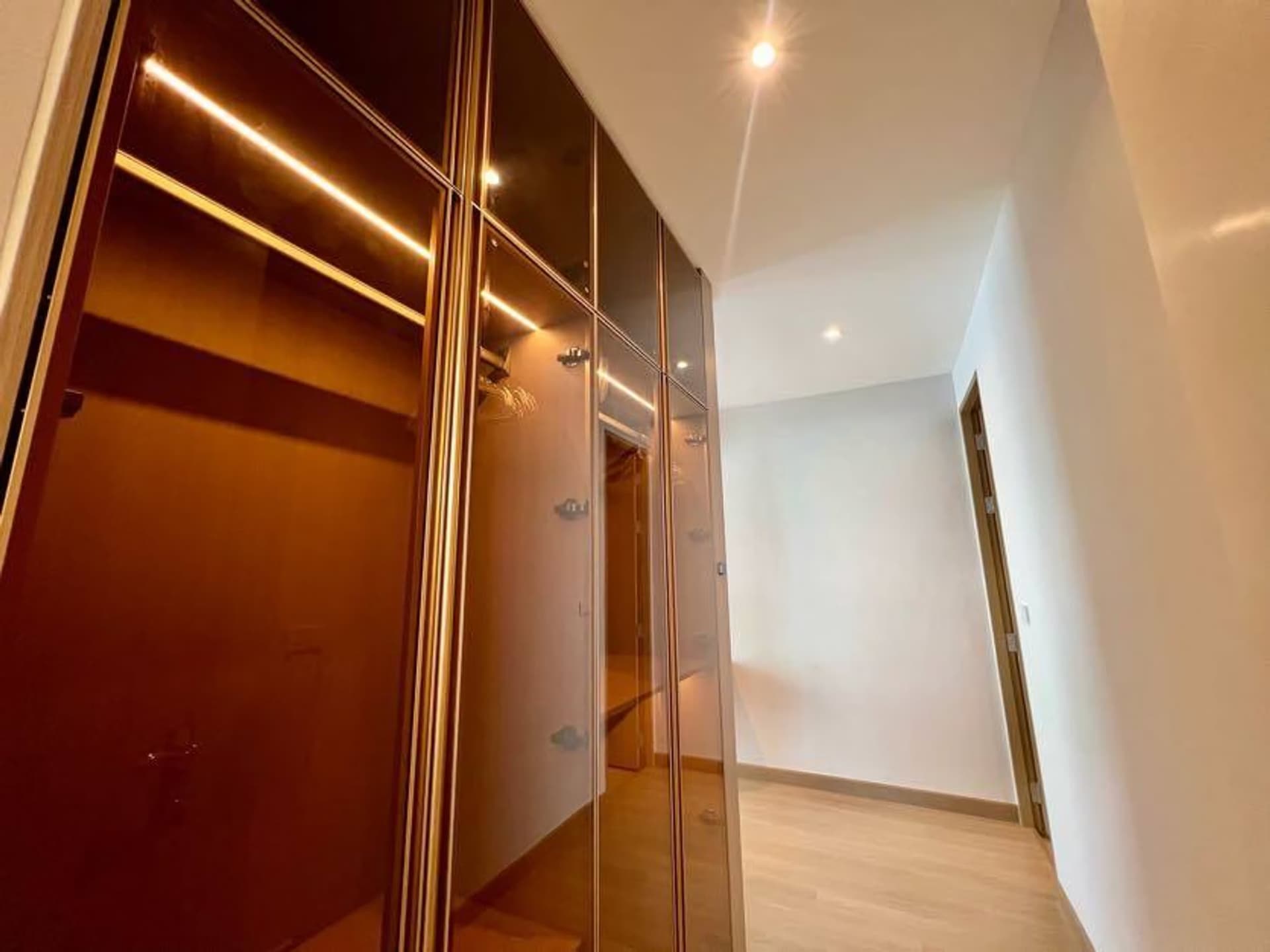 7 Bed House for Rent and Sale in Mueang Chiang Mai District - Image 11