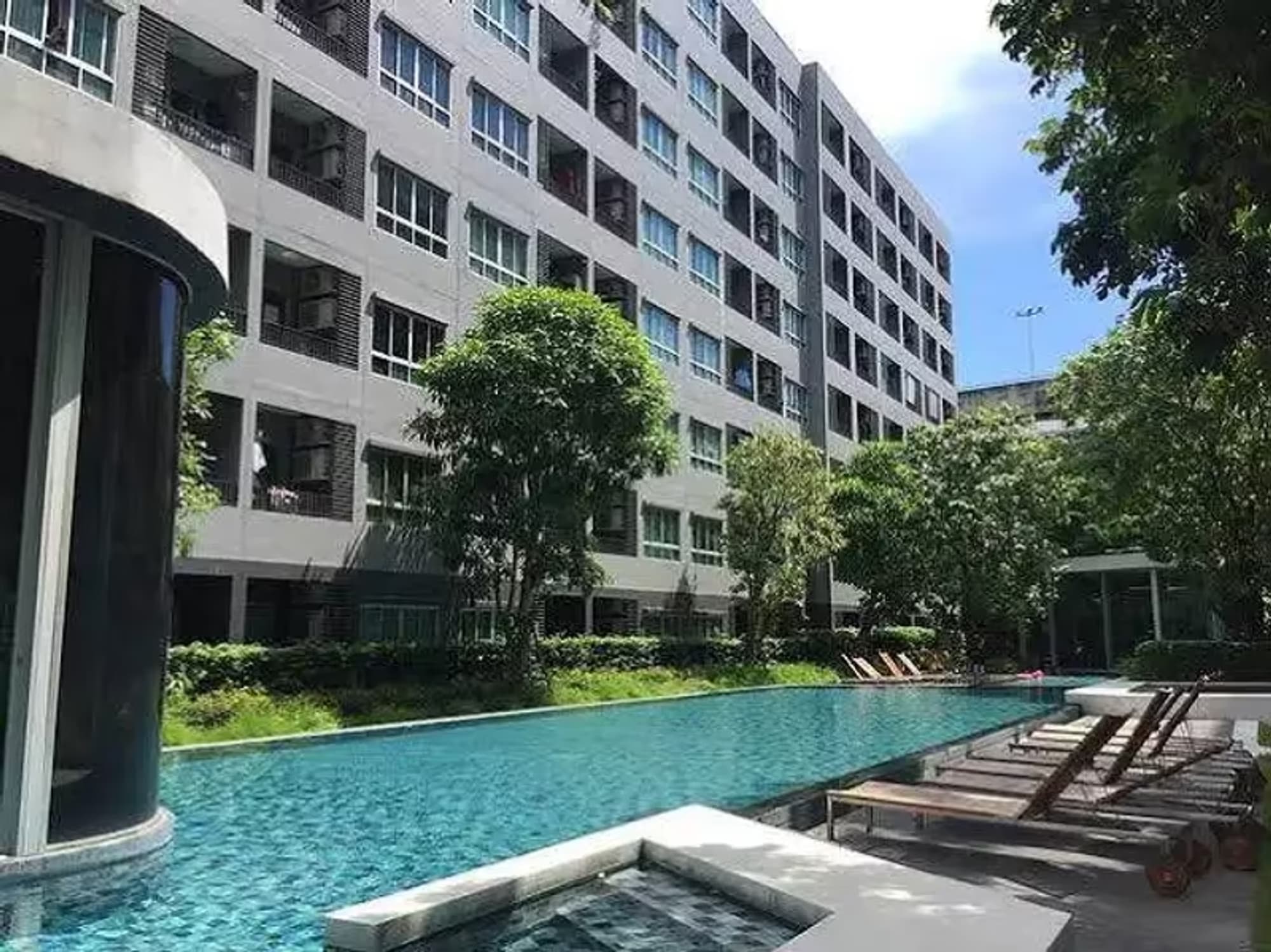 Studio for Rent in Phra Khanong - Image 5