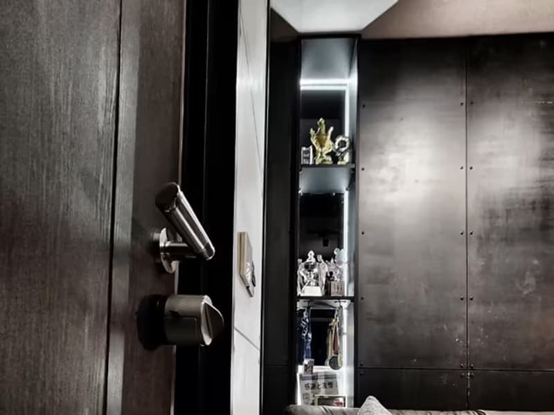  Condo for Sale at Life One Wireless